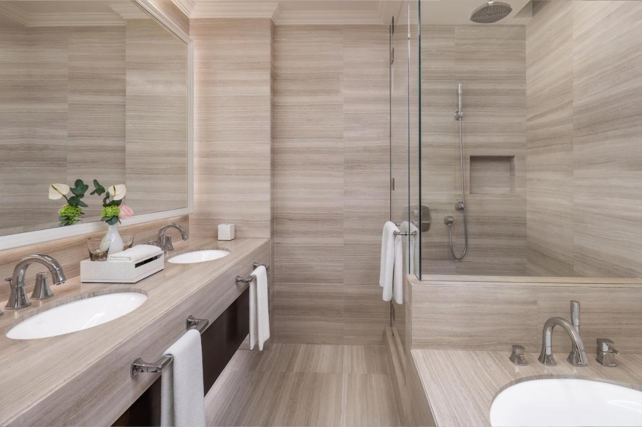 Address Dubai Mall Екстер'єр фото Bathroom