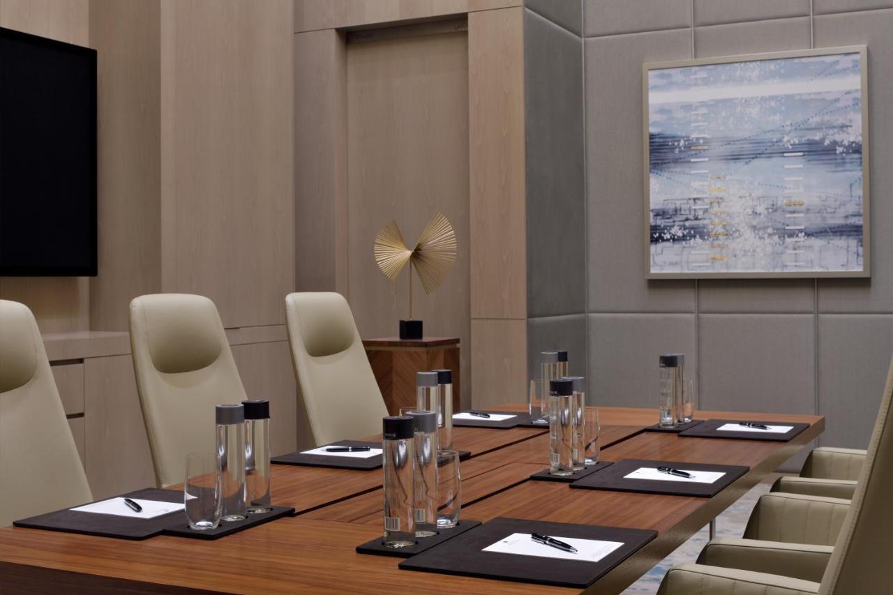 Готель Address Dubai Mall Екстер'єр фото Boardroom